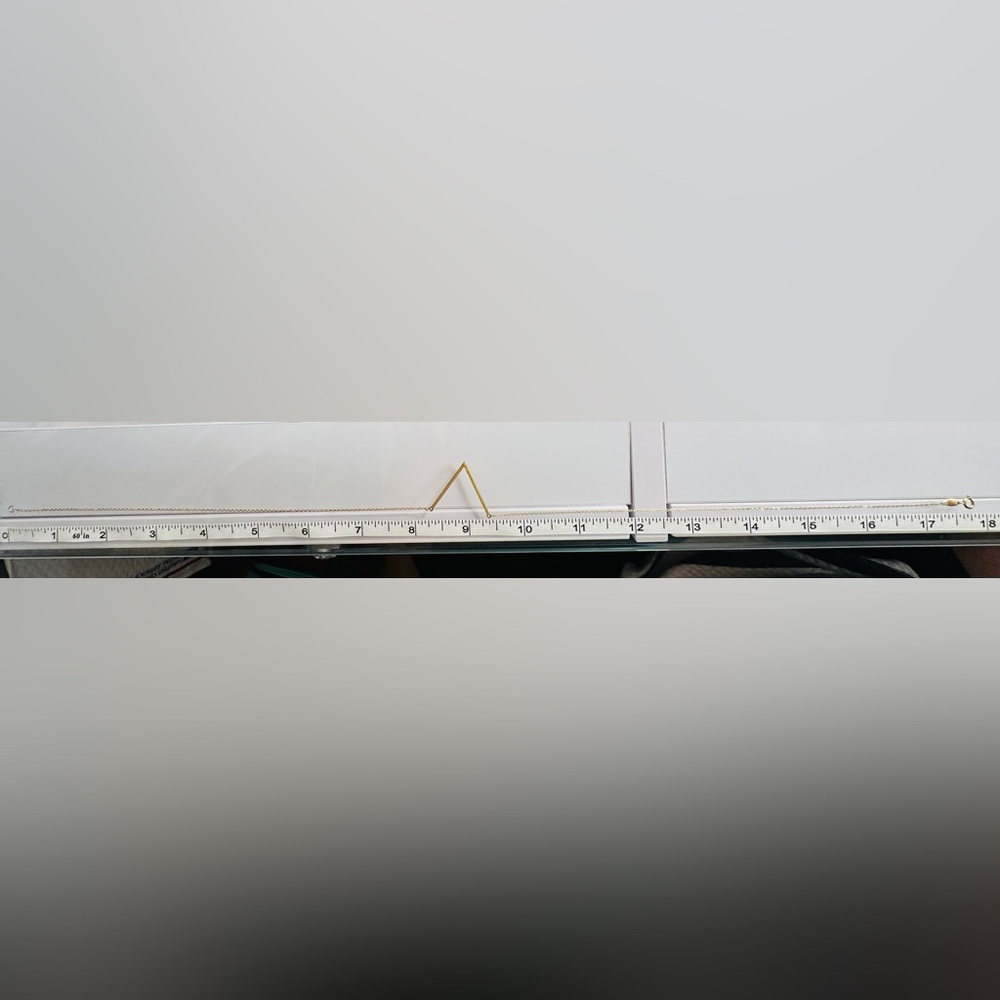 Dainty V Necklace  💛 Real 18 Karat Solid Gold Jewelry 💛 - Picture 7 of 8